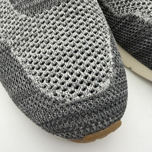 Cole Haan Men's GRANDPRO RNR STCHLT Knit Sneaker Grey Tan C27764 9.5M New - Picture 8 of 12